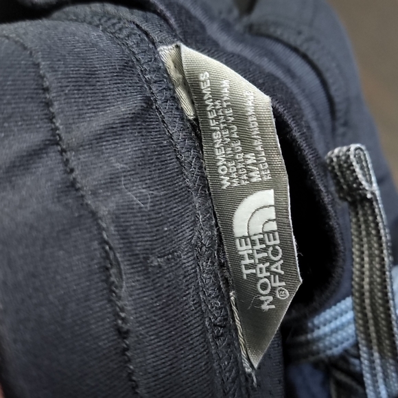 The North Face Skorts size Medium - Picture 4 of 9